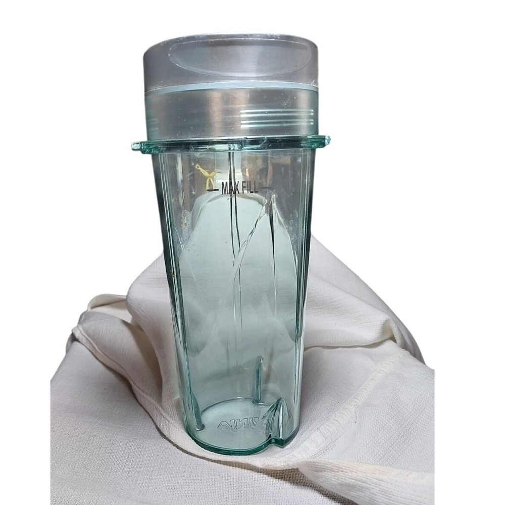 Genuine Ninja Blender Replacement Cup with Lid Green Single-Serving - 16 oz